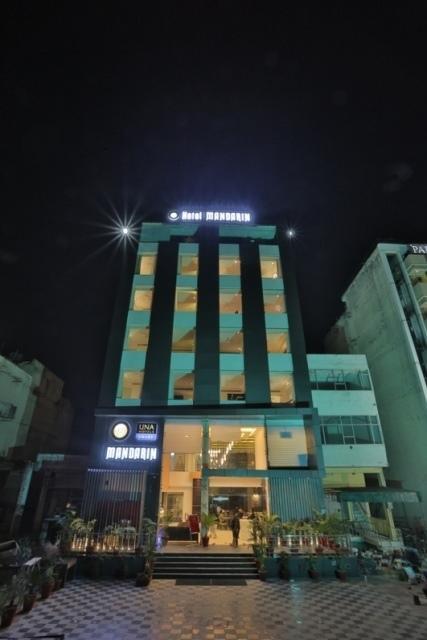 Una Smart Mandarin Panchkula Exterior foto